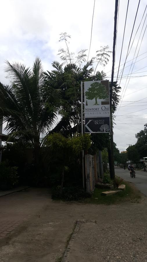 Newport Oak Pension Inn Tagbilaran Exterior foto